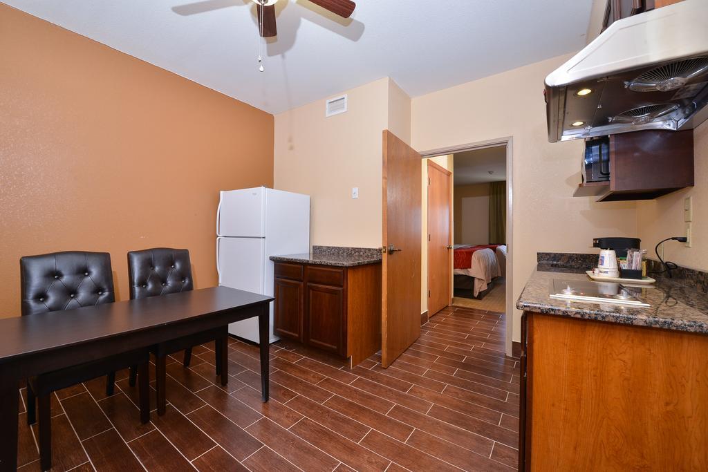 Comfort Inn & Suites Kenosha-Pleasant Prairie מראה חיצוני תמונה