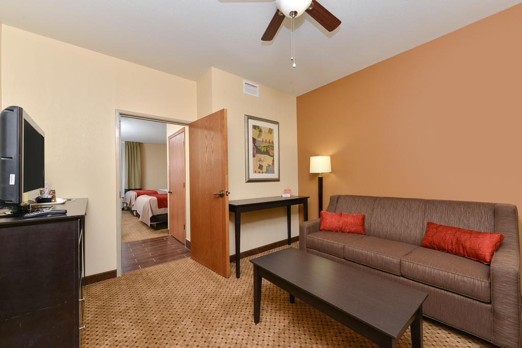 Comfort Inn & Suites Kenosha-Pleasant Prairie מראה חיצוני תמונה
