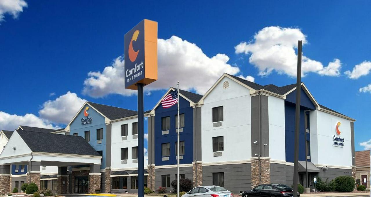 Comfort Inn & Suites Kenosha-Pleasant Prairie מראה חיצוני תמונה