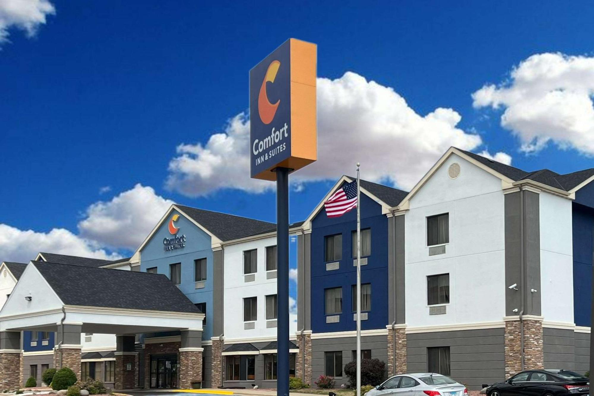 Comfort Inn & Suites Kenosha-Pleasant Prairie מראה חיצוני תמונה