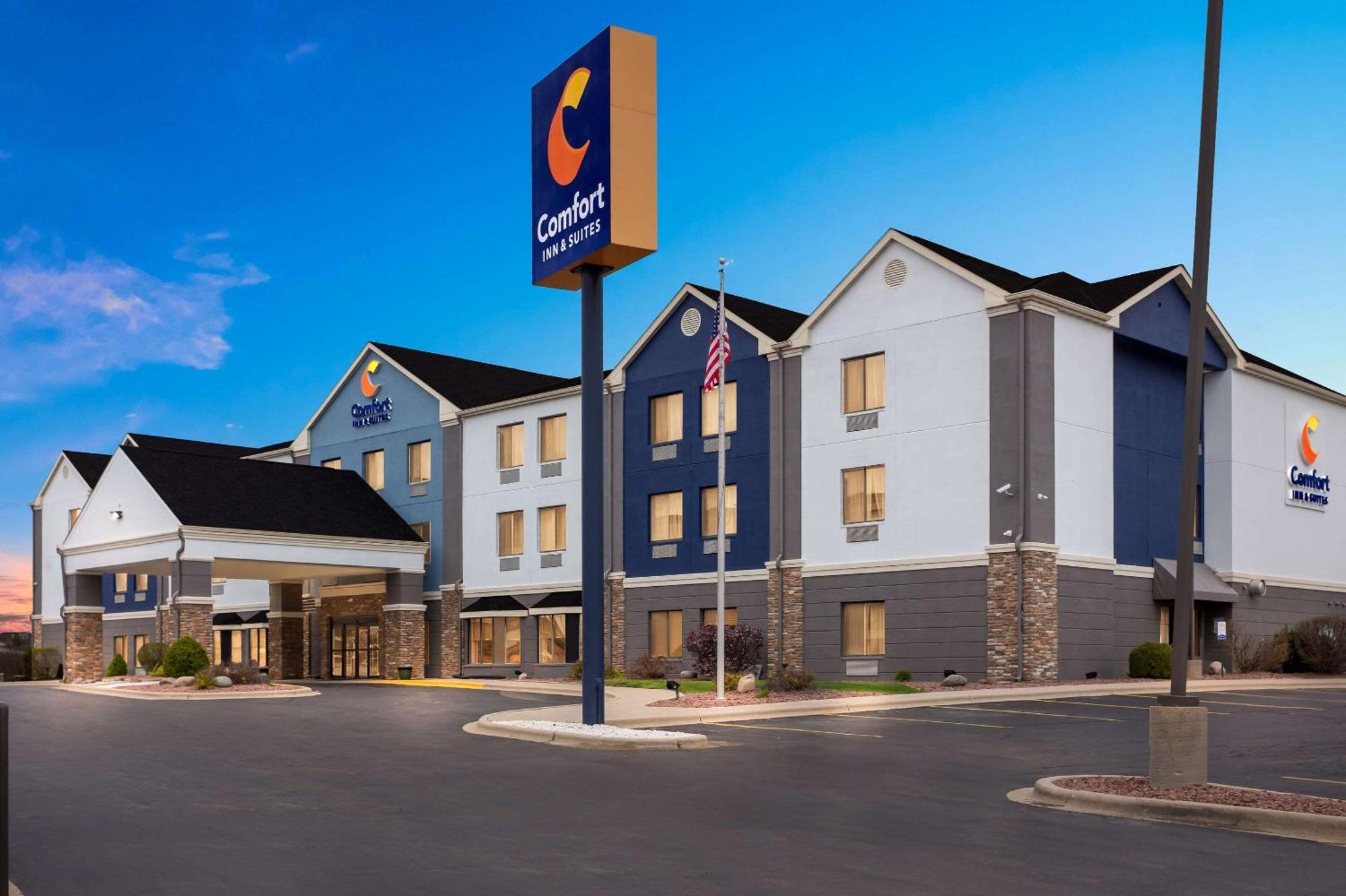 Comfort Inn & Suites Kenosha-Pleasant Prairie מראה חיצוני תמונה