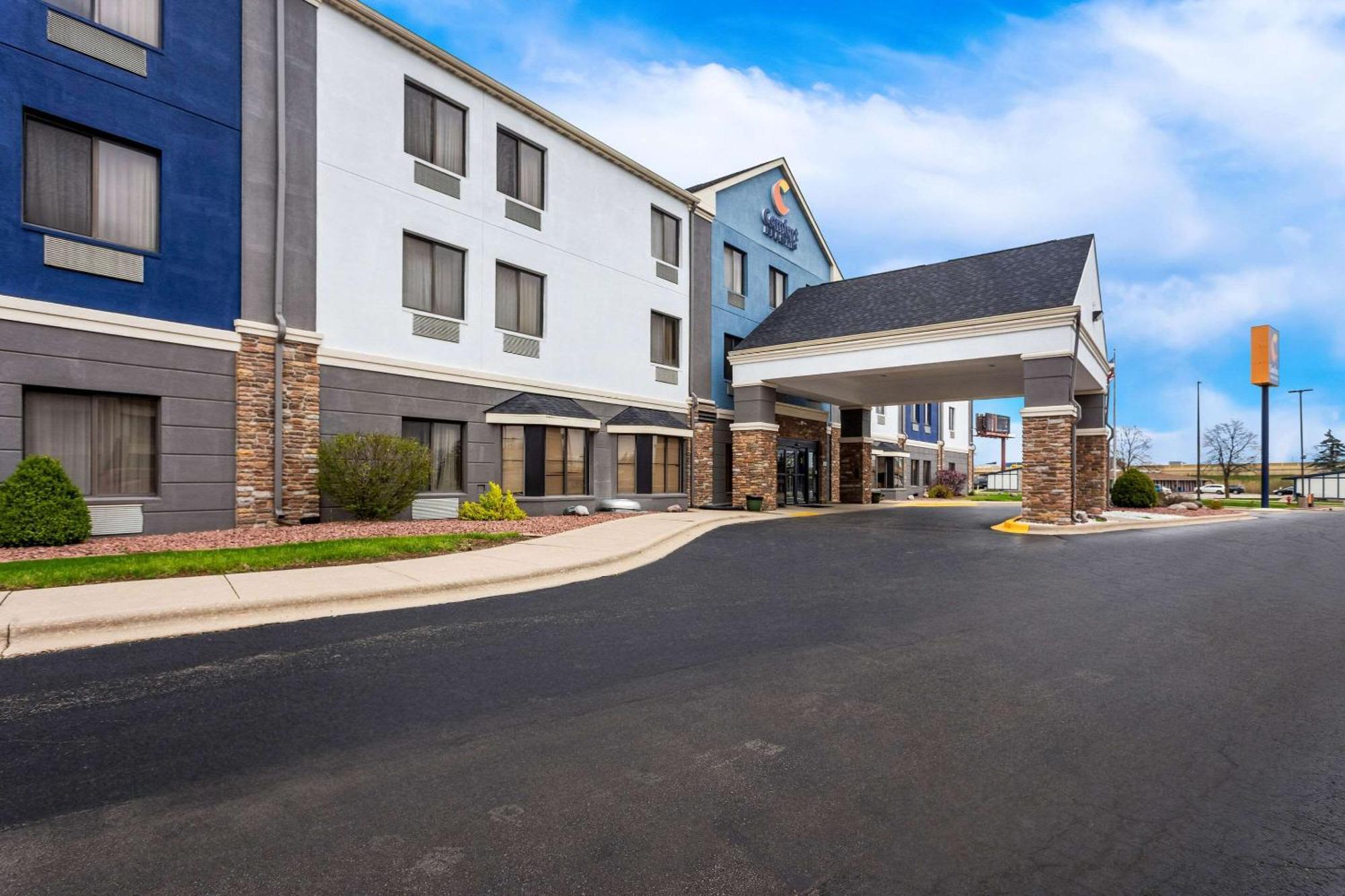Comfort Inn & Suites Kenosha-Pleasant Prairie מראה חיצוני תמונה