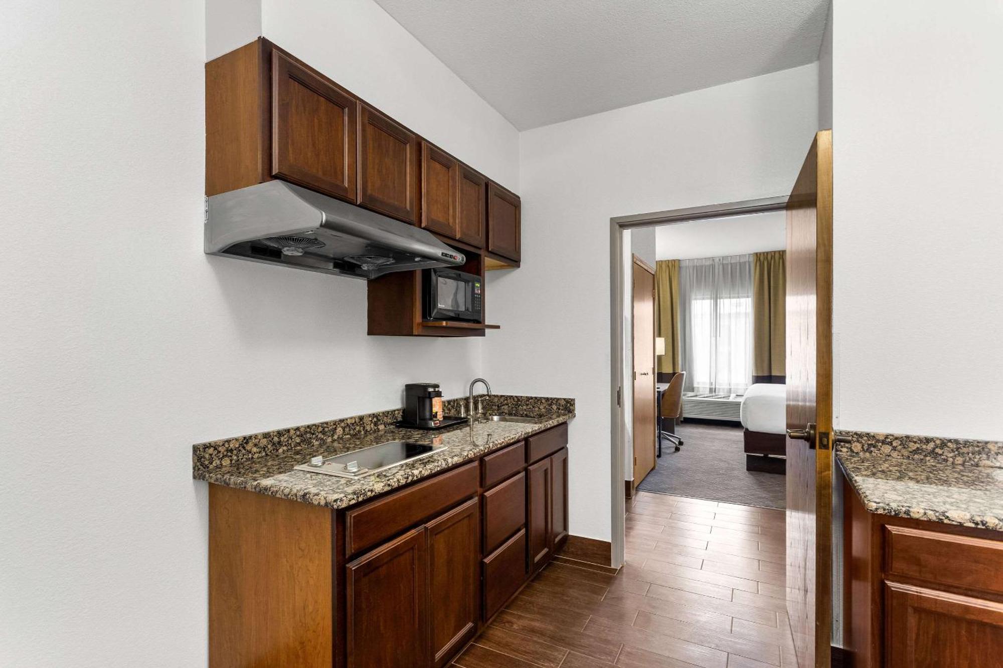 Comfort Inn & Suites Kenosha-Pleasant Prairie מראה חיצוני תמונה